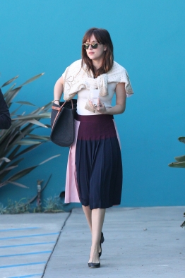 VN_Dakota_Johnson_258306.jpg
