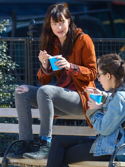 Click to view full size image
==============
dakota_282029.jpg dakota_282029.jpg