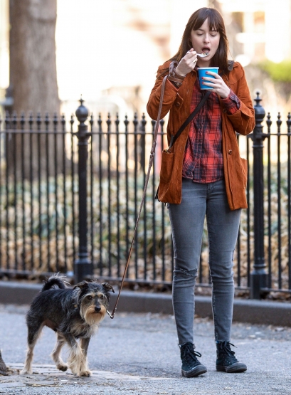 Click to view full size image
==============
dakota_28329.jpg dakota_28329.jpg