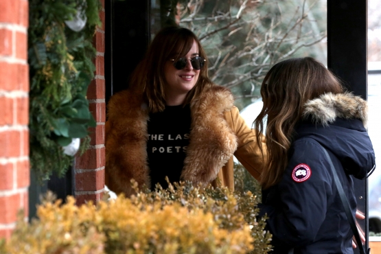 Click to view full size image
==============
DJF_282029.jpg DJF_282029.jpg