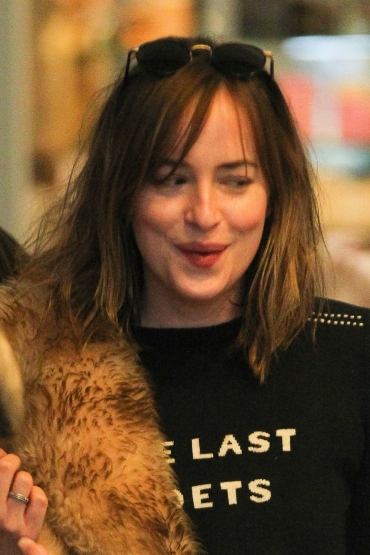 Click to view full size image
==============
DJF_28429.jpg DJF_28429.jpg