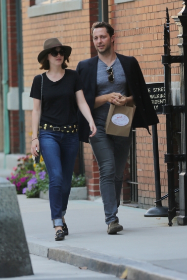 Click to view full size image
==============
02.jpg 02.jpg