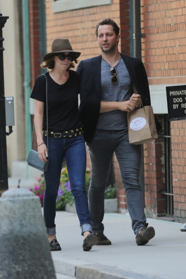 Click to view full size image
==============
05.jpg 05.jpg