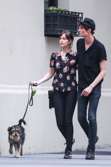 Click to view full size image
==============
DakotawithMatt_281429.jpg DakotawithMatt_281429.jpg