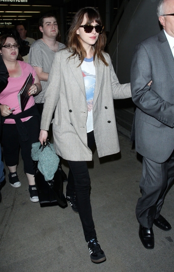 dakotajohnson_281629.JPG