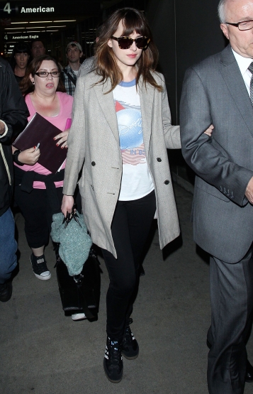 dakotajohnson_282229.JPG