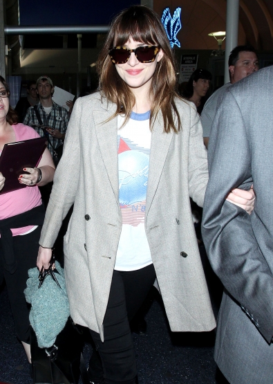 dakotajohnson_284329.jpg