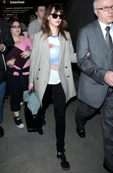 dakotajohnson_285829.jpg