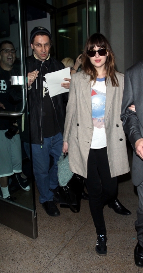 dakotajohnson_286829.jpg