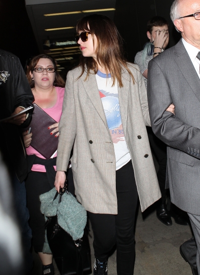 dakotajohnson_287829.jpg