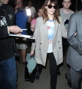 dakotajohnson_287029.jpg