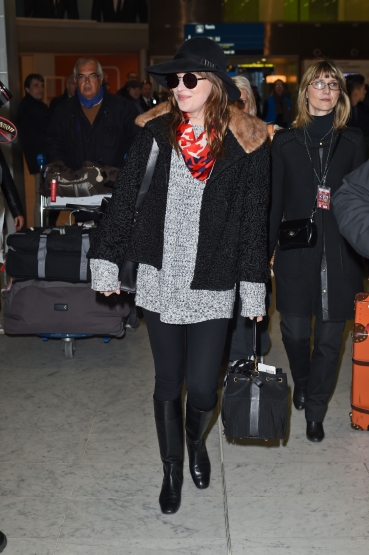 Click to view full size image
==============
Dakotajohnson_282529.jpg Dakotajohnson_282529.jpg