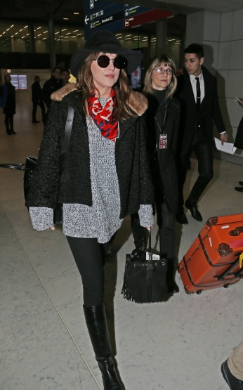 Click to view full size image
==============
Dakotajohnson_283429.jpg Dakotajohnson_283429.jpg