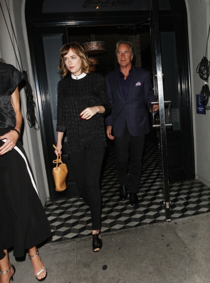 DjCandid_281229.jpg