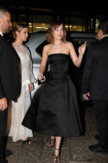 Click to view full size image
==============
Dakota_283829.jpg Dakota_283829.jpg