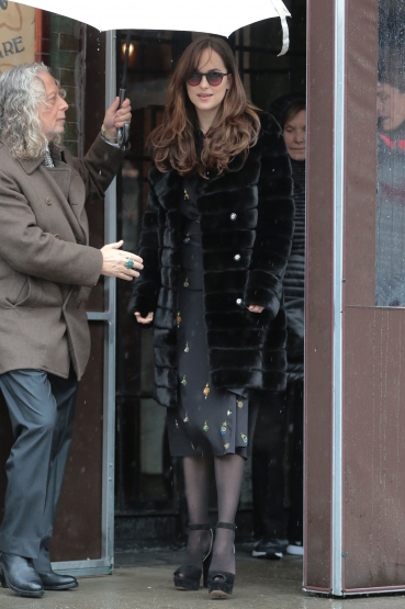 Click to view full size image
==============
DJ_28129.jpg DJ_28129.jpg