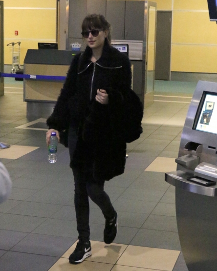 DJ_283029.jpg