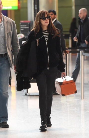 Click to view full size image
==============
DJ_283029.jpg DJ_283029.jpg