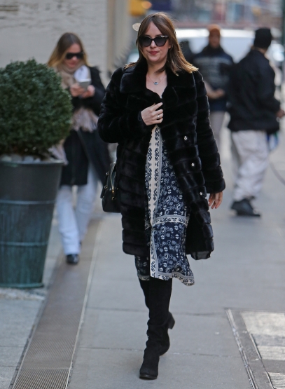 Click to view full size image
==============
DJ_2812729.jpg DJ_2812729.jpg