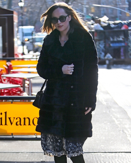 Click to view full size image
==============
DJ_28129.jpg DJ_28129.jpg