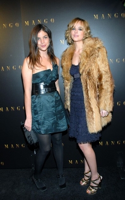 Click to view full size image
==============
05.jpg 05.jpg