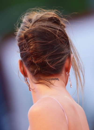 Click to view full size image
==============
Dakota_2817129.jpg Dakota_2817129.jpg