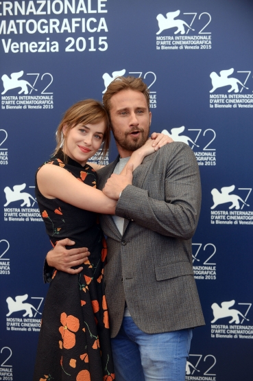 Click to view full size image
==============
Dakota_2814829.jpg Dakota_2814829.jpg