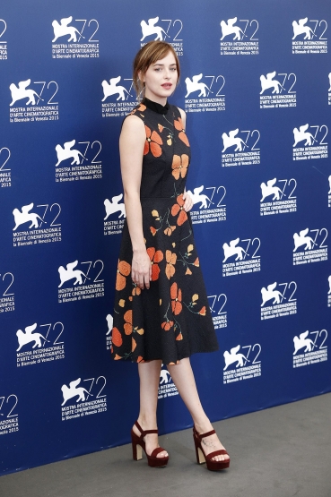 Click to view full size image
==============
Dakota_2828429.jpg Dakota_2828429.jpg