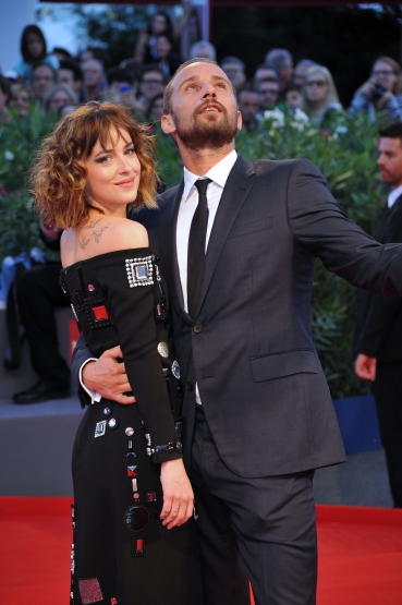 DakotaPremiere_2810129.jpg