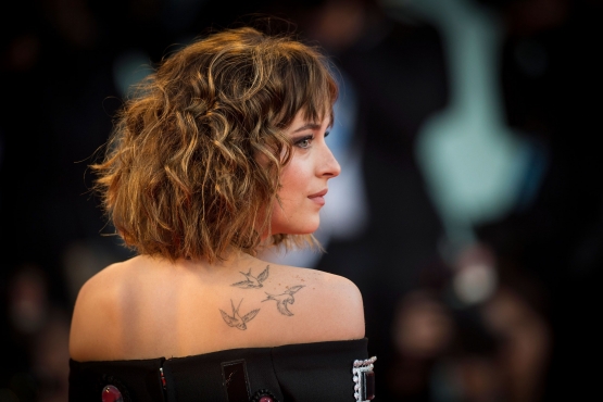 Click to view full size image
==============
DakotaPremiere_2827729.jpg DakotaPremiere_2827729.jpg