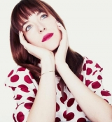 dakotajohnson02.jpg