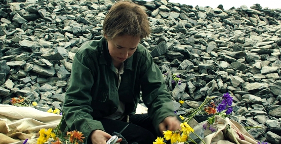 Click to view full size image
==============
dakotajohnson-cymbeline-03578.jpg dakotajohnson-cymbeline-03578.jpg