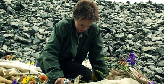 Click to view full size image
==============
dakotajohnson-cymbeline-03593.jpg dakotajohnson-cymbeline-03593.jpg