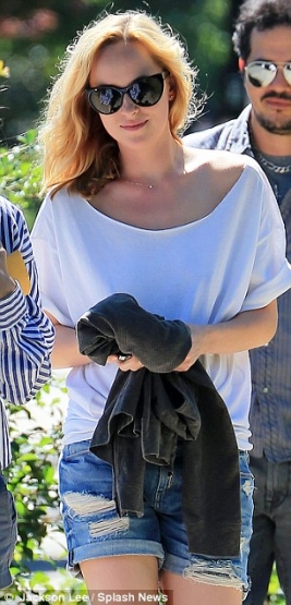 Click to view full size image
==============
Dakcymbeline_288129.jpg Dakcymbeline_288129.jpg