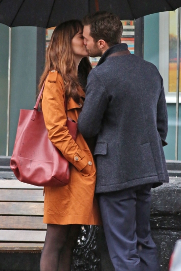 FSDARKER_286129.jpg