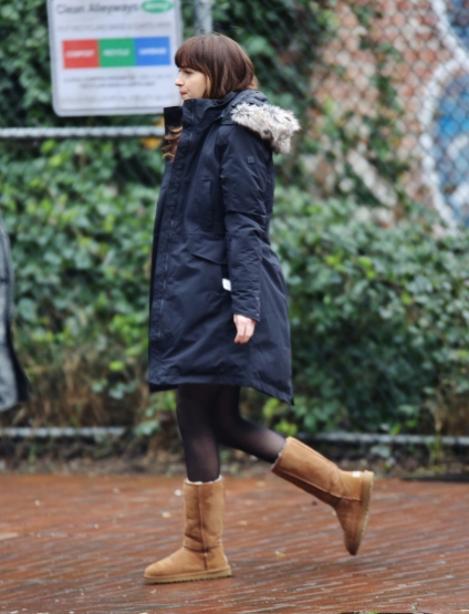 Click to view full size image
==============
DAKOTA_28929.jpg DAKOTA_28929.jpg