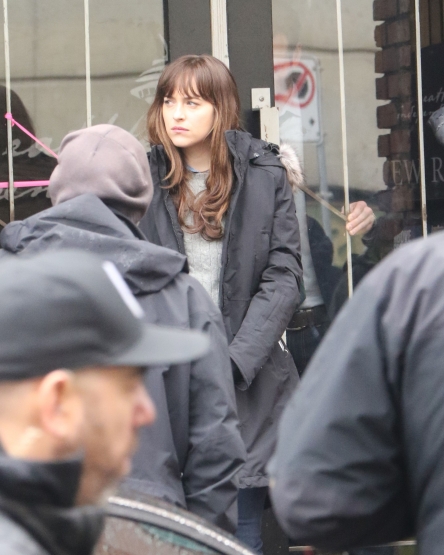Click to view full size image
==============
FSDARKER_281129.jpg FSDARKER_281129.jpg