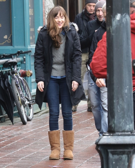 Click to view full size image
==============
FSDARKER_282129.jpg FSDARKER_282129.jpg