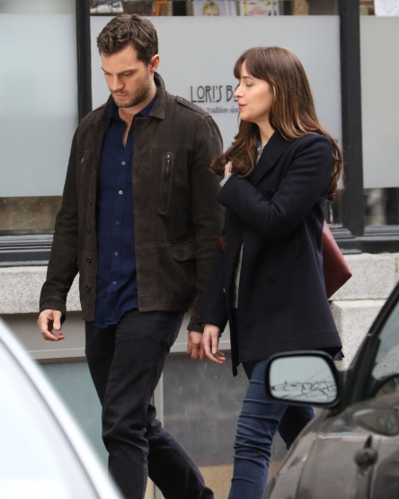 Click to view full size image
==============
FSDARKER_281529.jpg FSDARKER_281529.jpg