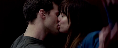 fiftyshades-dakotajohnson00286.jpg