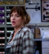fiftyshades-dakotajohnson00211.jpg