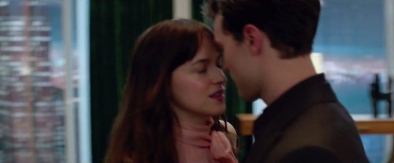 fiftyshadesofgreytrailer_0439.jpg