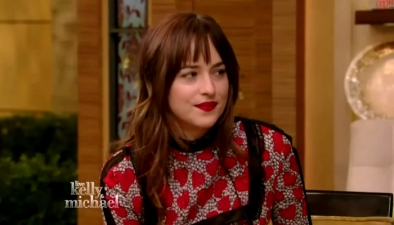 dakotajohnson0250.jpg