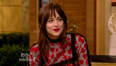dakotajohnson0278.jpg