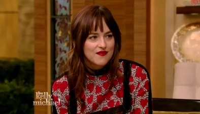 dakotajohnson0301.jpg