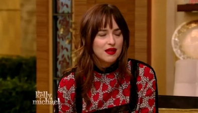 dakotajohnson0316.jpg