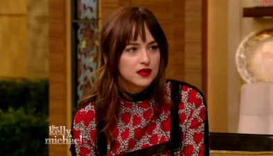 dakotajohnson0322.jpg