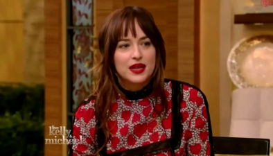dakotajohnson0358.jpg