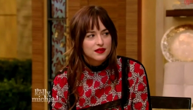 dakotajohnson0360.jpg