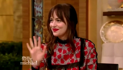 dakotajohnson0384.jpg